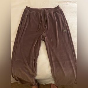 Alo yoga velour sweatpants